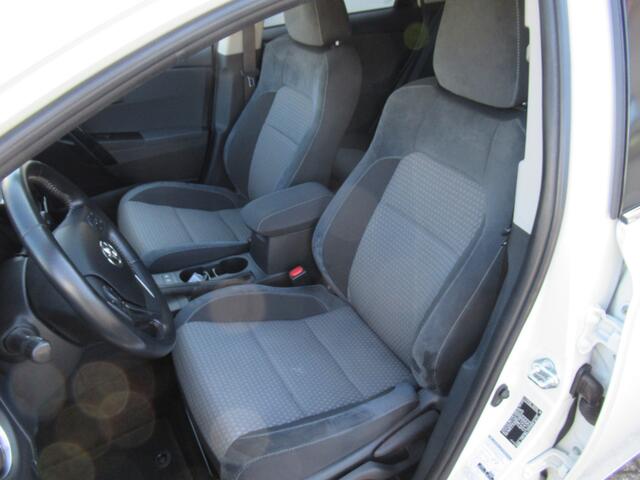 Toyota AURIS 1.8 Hybrid Dynamic Go PARELMOER LAK