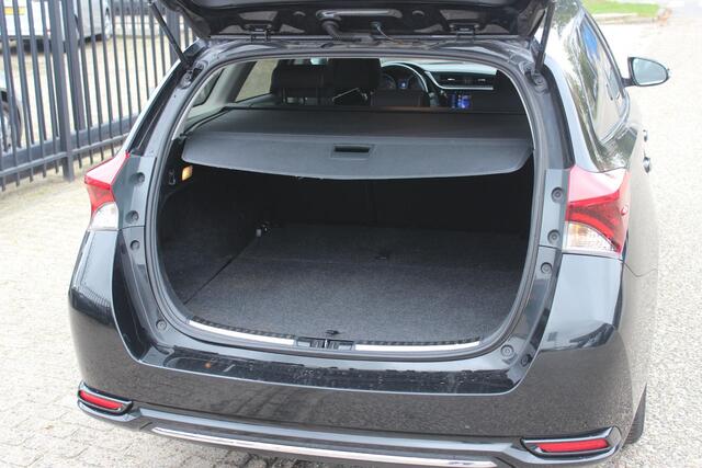 Toyota AURIS Touring Sports 1.8 Hybrid Dynamic