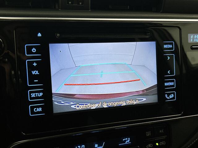 Toyota AURIS 1.8 Hybrid Executive Limited