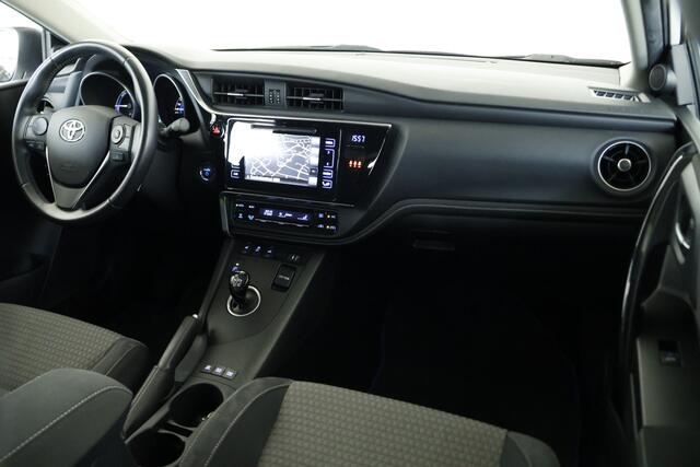 Toyota AURIS 1.8 Hybrid Dynamic / Navi / Camera / Cruisecontrol / Clima