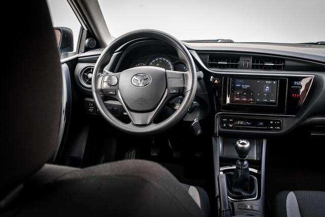 Toyota AURIS 1.3 Now RIJKLAAR INCL:GARANTIE | Achteruitrijcamera | CIma | 15 INCL LMV | Navigatie | Cruise control |