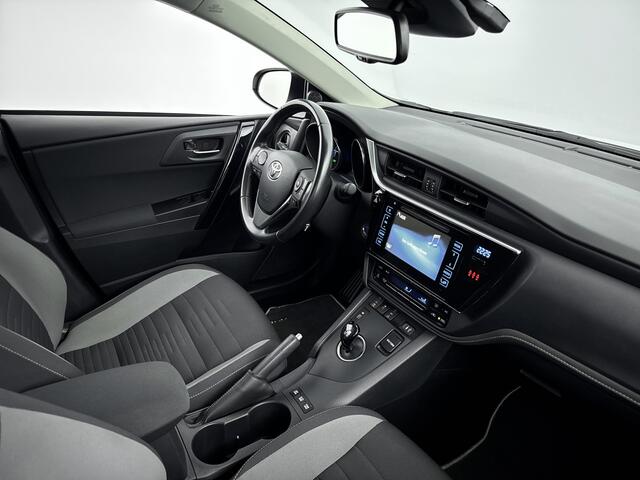 Toyota AURIS Touring Sports Dynamic | Bluetooth | elektrische ramen | Multi functioneel stuur |