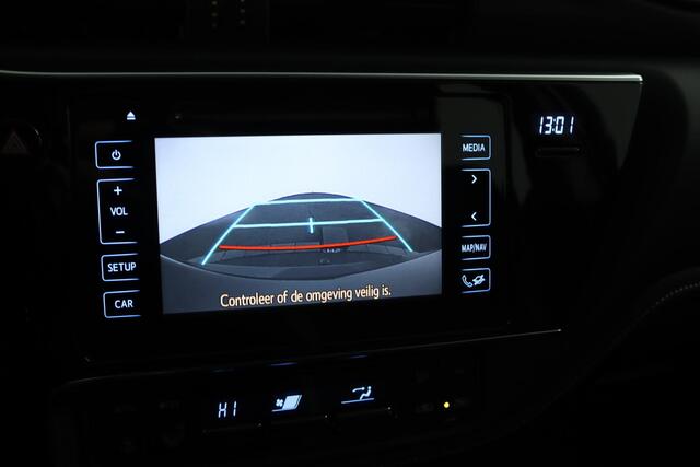Toyota AURIS 1.2T Aspiration | Airco | Achteruitrijcamera | Cruise Control | Navigatie | Trekhaak | 1300 kg Trekgewicht |
