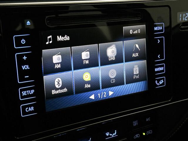 Toyota AURIS Touring Sports Aspiration Licht Metalen velgen | Achteruitrijcamera | Climate Control