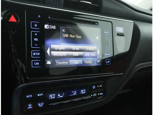 Toyota AURIS 1.8 Hybrid Executive | Stoelverwarming | Parkeersensoren | Fietsendragerbeugel |