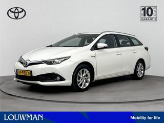 toyota-auris-touring-sports-1.8-hyb