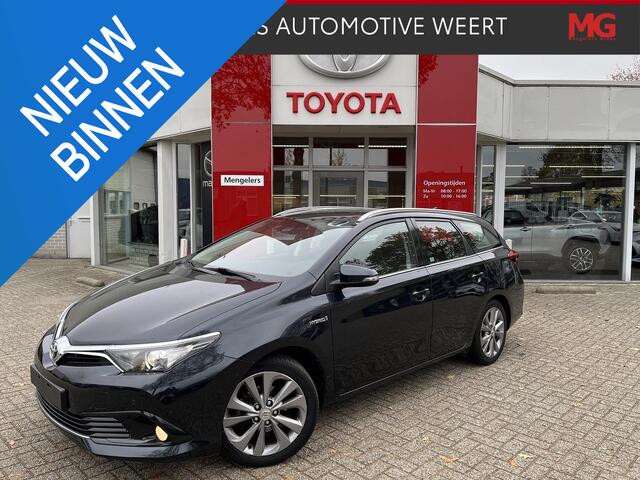 Toyota AURIS Touring Sports 1.8 Hybrid Dynamic Edition | Rijklaar | Navi | Trekhaak