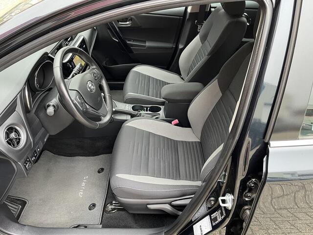 Toyota AURIS Touring Sports 1.8 Hybrid Dynamic Edition | Rijklaar | Navi | Trekhaak