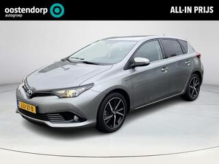 toyota-auris-1.8-hybrid-dynamic-**t