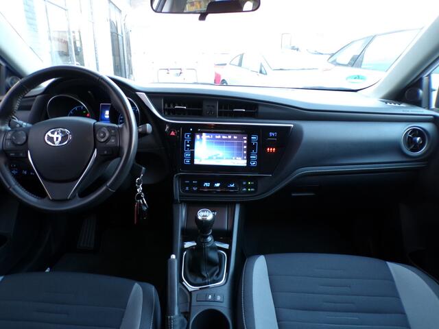 Toyota AURIS 1.2T 5-Drs Nieuw 5.000 Km ! NIEUW !!! AIRCO ,CAMERA,LMV!