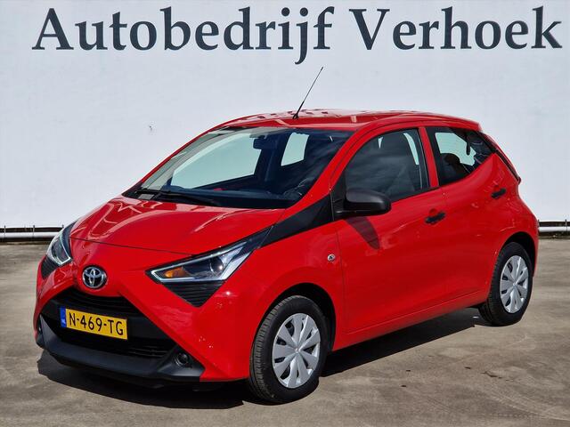 Toyota AYGO 1.0 VVT-i 5-Drs X-Fun Airco - NL Auto - Lage Kmstand!