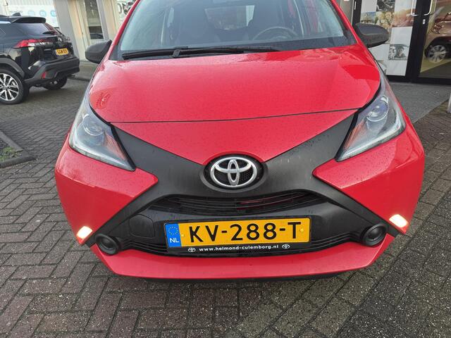 Toyota AYGO 1.0 VVT-i x-now