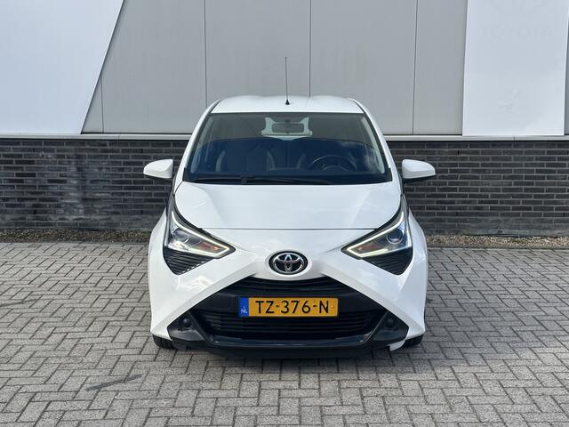 Toyota AYGO 1.0 VVT-i X-play | Airco | Achteruitrijcamera |