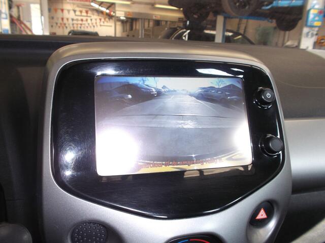 Toyota AYGO 1.0 VVT-i x-play achteruit cam airco stoelverw