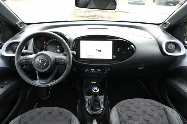 Toyota AYGO 1.0 VVT-i 72PK MT JBL | JBL Premium Sound systeem | Achteruitrij