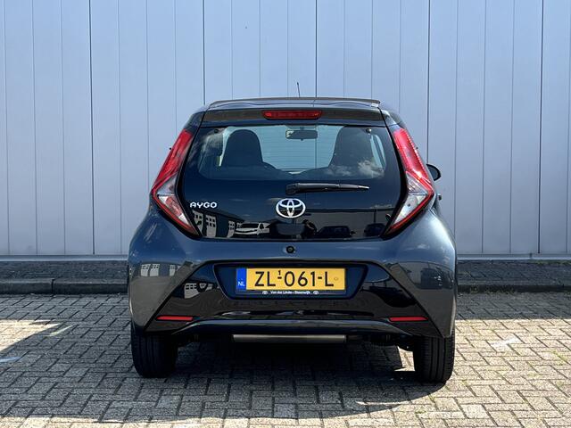 Toyota AYGO 1.0 VVT-i X-Play Carbio NL Auto Dealer onderhouden Carplay Camera