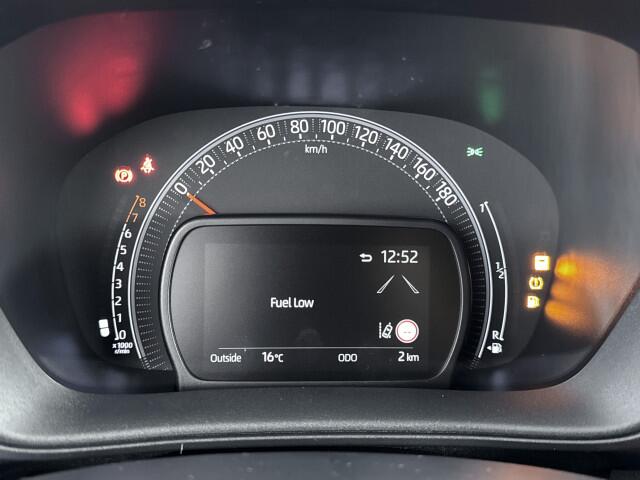 Toyota AYGO X 1.0 VVT-i MT Pulse Demo | Direct leverbaar | Apple Carplay / Android Auto | Bi-Tone Lak | Leen PM