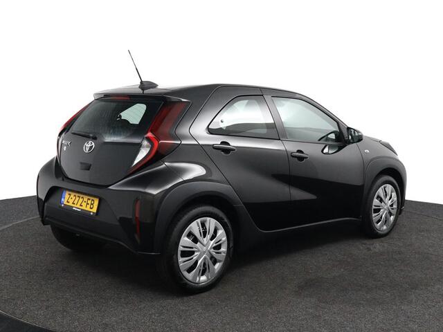 Toyota AYGO X 1.0 VVT-i MT Play | Hoge Instap | Apple Carplay | Android Auto | Airco |