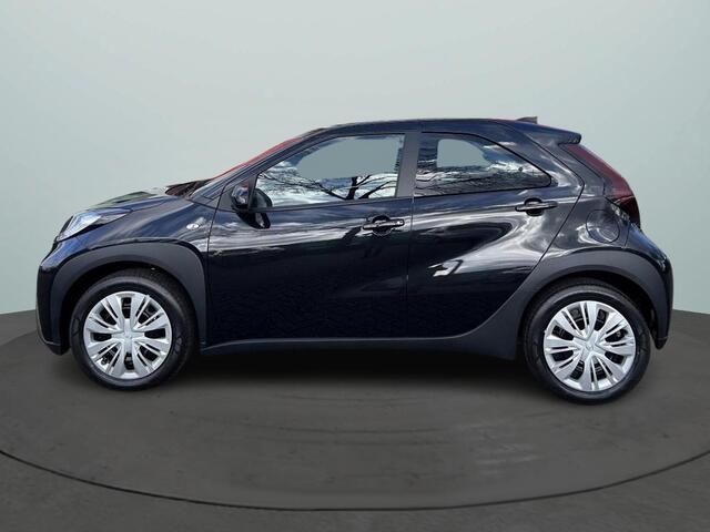 Toyota AYGO X 1.0 VVT-i MT Play