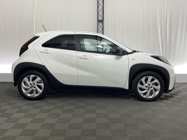 Toyota AYGO X 1.0 VVT-i S-CVT Pulse Automaat | Apple Carplay | Climate Control | Verwarmde Voorstoelen |