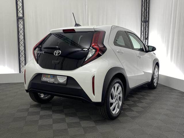 Toyota AYGO X 1.0 VVT-i S-CVT Pulse Automaat | Apple Carplay | Climate Control | Verwarmde Voorstoelen |