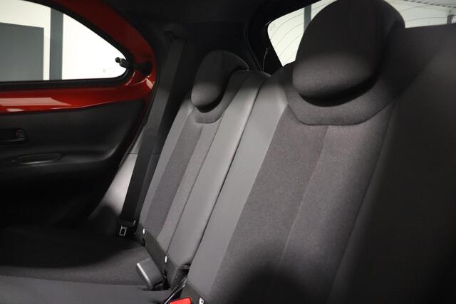 Toyota AYGO X 1.0 VVT-i MT Envy, Cabriodak, ¤1000,- Inruilpremie, Draadloos Apple Carplay & Android Auto, Parkeersensoren!