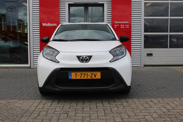 Toyota AYGO X 1.0 VVT-i MT Play