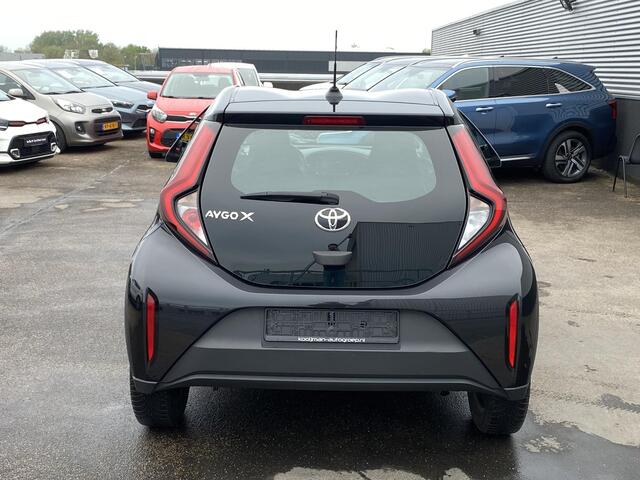 Toyota AYGO X 1.0 VVT-i MT Play | Achteruitrijcamera | Airco | Apple Carplay/Android Auto | Start/Stop systeem |