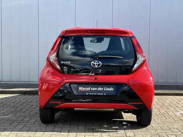 Toyota AYGO 1.0 VVT-i X-Joy Limited | Parkeersensoren | LM velgen | Apple/Android Auto |