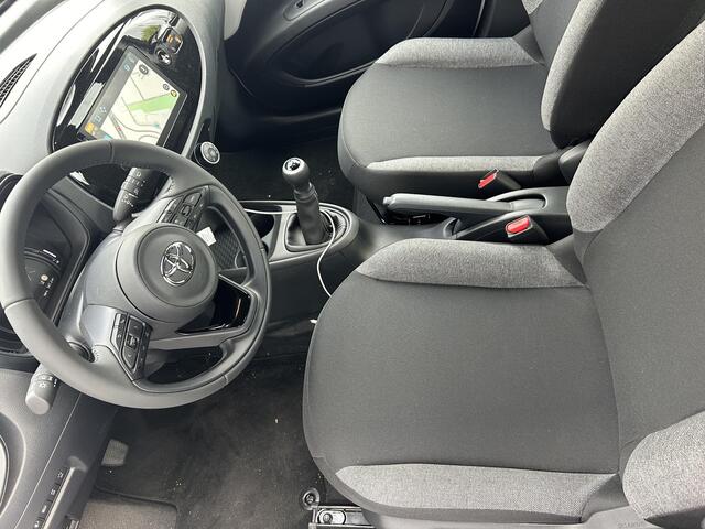 Toyota AYGO X 1.0 VVT-i MT Play | DEMO | direct leverbaar | Adaptive Cruise Control | Apple Carplay/Android Auto | Parkeercamera