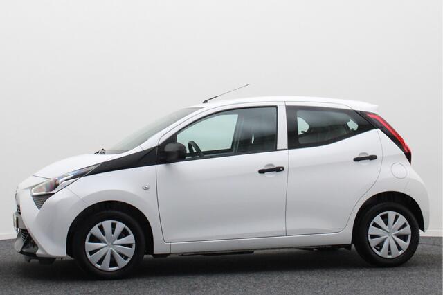 Toyota AYGO 1.0 VVT-i x-fun 5-Deurs, Airco, Cruise, Bluetooth, Elektrische Ramen, DAB, Xenon
