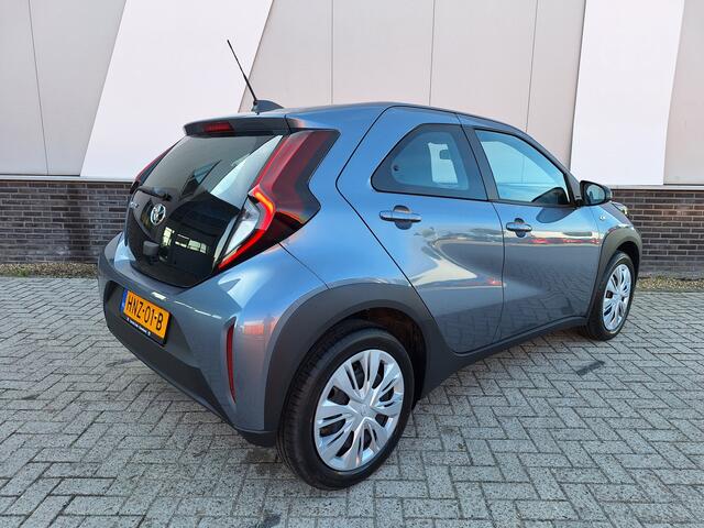 Toyota AYGO X 1.0 VVT-i MT Play | Ad Cruise | Airco | Apple/Android auto |