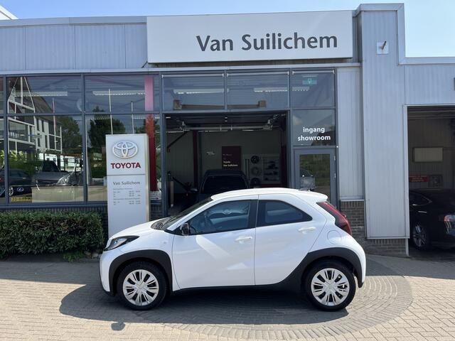 Toyota AYGO X 1.0 VVT-i MT Play
