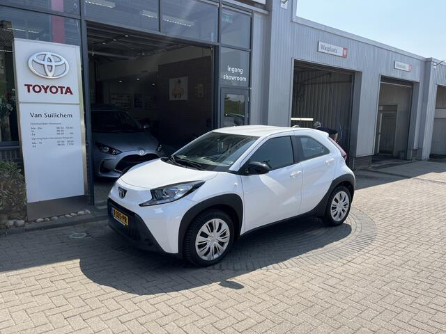 Toyota AYGO X 1.0 VVT-i MT Play