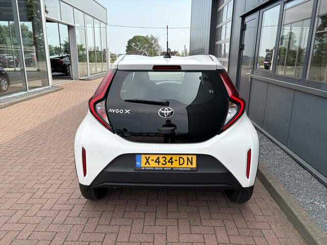 Toyota AYGO X 1.0 VVT-i 73pk Play 5-drs. CAMERA/ADAPT.CRUISE/CARPLAY/AIRCO