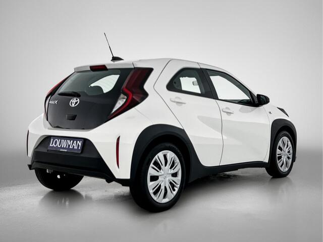 Toyota AYGO X 1.0 VVT-i MT Play