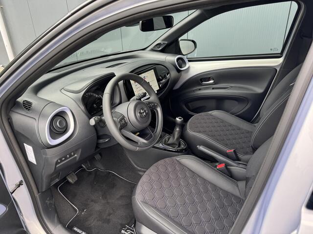 Toyota AYGO X 1.0 VVT-i MT JBL | Keyless | Carplay | Premium audio | Stoelverwarming |
