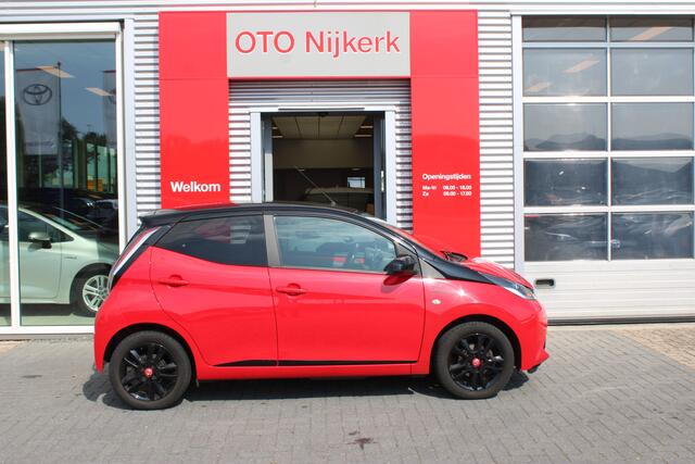 Toyota AYGO 1.0 VVT-i x-cite