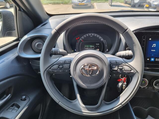 Toyota AYGO X 1.0 VVT-i MT Pulse Apple/Android, Cruise, 17inch velgen, Voorstoelen verwarmd , All-in Rijklaarprijs