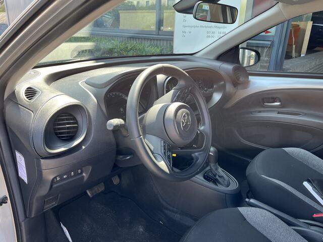 Toyota AYGO X 1.0 VVT-i S-CVT Play