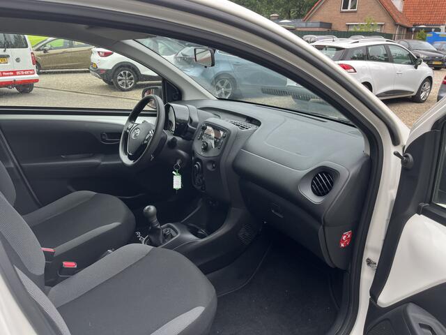 Toyota AYGO 1.0 VVT-i x-fun 1e Eigenaar