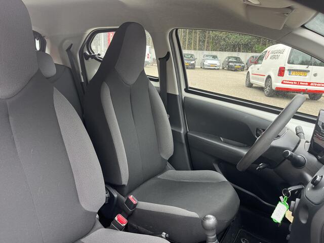 Toyota AYGO 1.0 VVT-i x-fun 1e Eigenaar