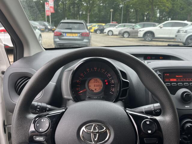 Toyota AYGO 1.0 VVT-i x-fun 1e Eigenaar