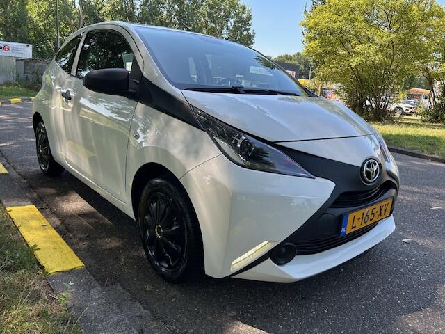 Toyota AYGO 1.0 VVT-i x Airco Zuinig