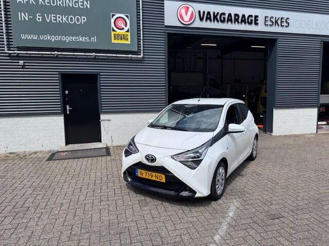 Toyota AYGO 1.0 VVT-i x-Play Navi | Airco | Achteruitrijcamera | Bluet