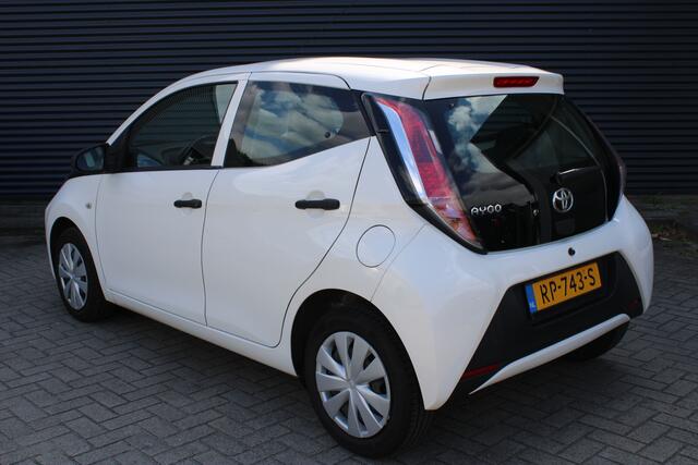 Toyota AYGO 1.0 VVT-i x-fun Airco Cruisecontrol Bluetooth NAP
