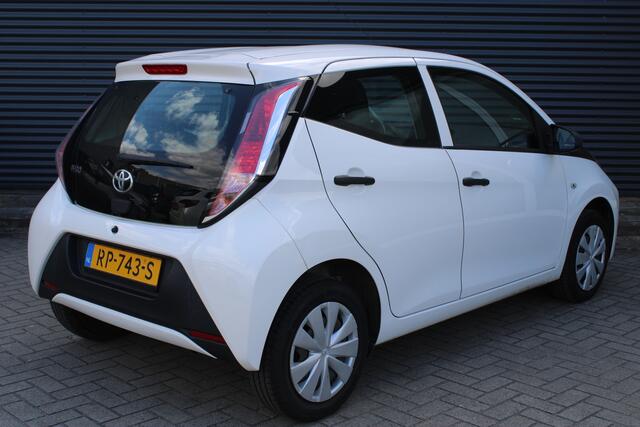 Toyota AYGO 1.0 VVT-i x-fun Airco Cruisecontrol Bluetooth NAP