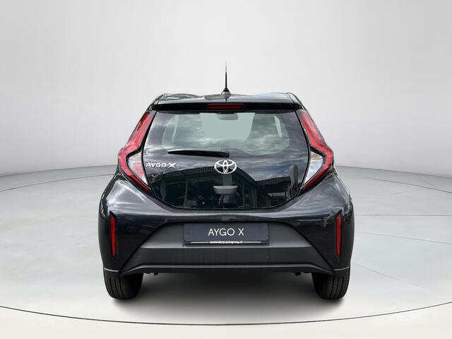 Toyota AYGO X 1.0 VVT-i MT Play | Night Sky Black metallic | Nieuw uit voorraad leverbaar |