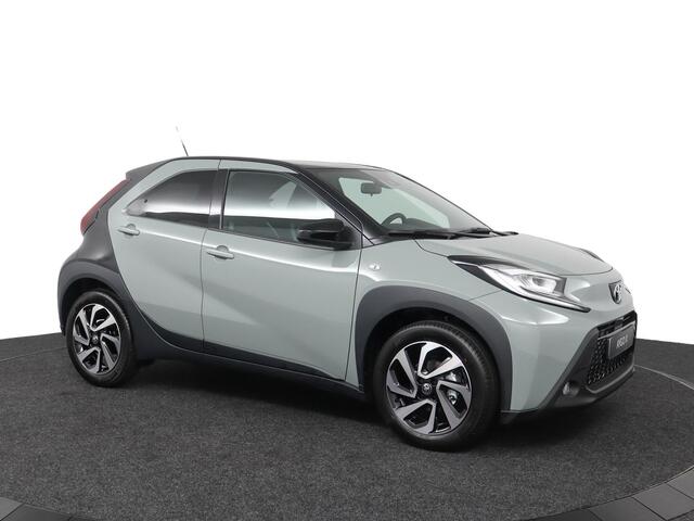 Toyota AYGO X 1.0 VVT-i MT Pulse | 17" lichtmetalen velgen | Automatische airco | Privacy Glass |