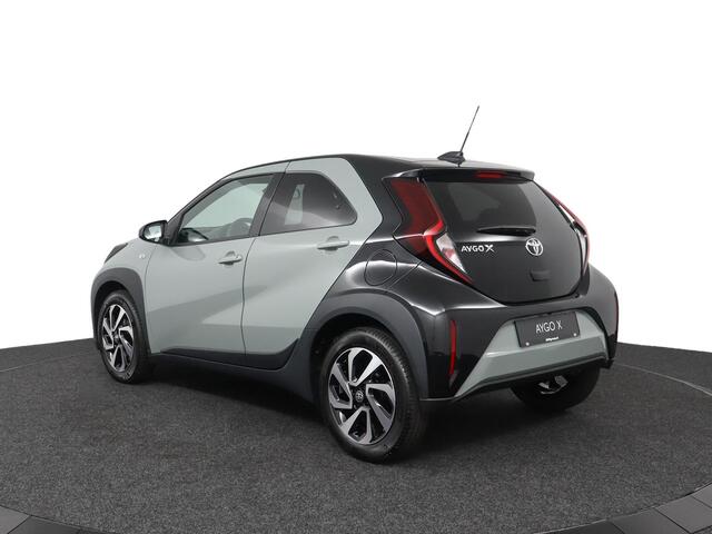 Toyota AYGO X 1.0 VVT-i MT Pulse | 17" lichtmetalen velgen | Automatische airco | Privacy Glass |